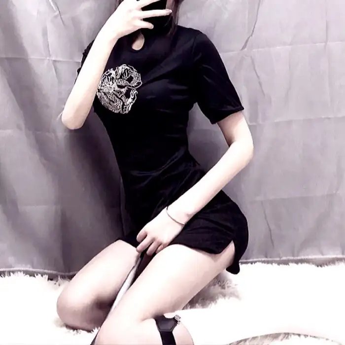 窗户上的阴影